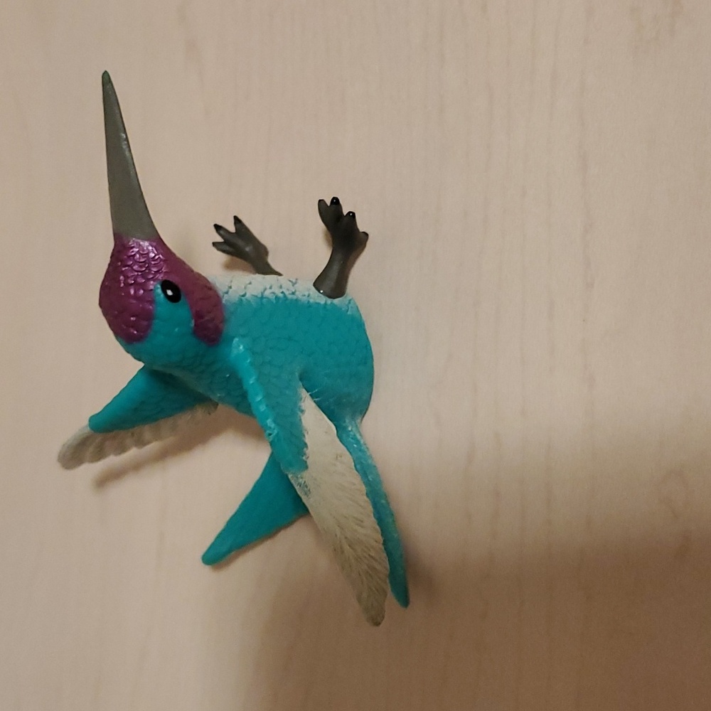Archie McPhee Finger Hummingbird Chipper